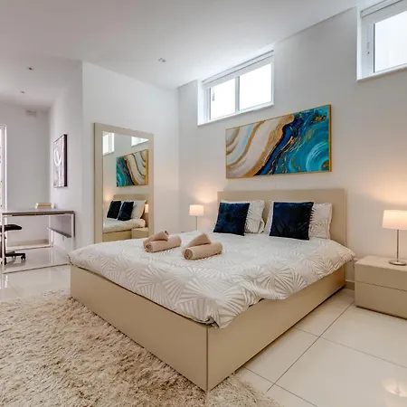公寓 Superlative Maisonette Steps To St Georges Bay